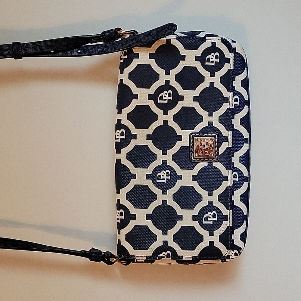 Dooney and Bourke small crossbody bag